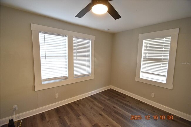 Building Photo - 3424 N 16th St