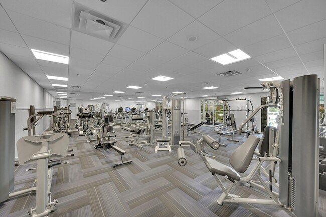 Building Photo - 5195 Europa Dr