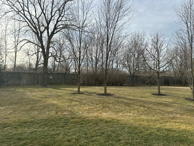 Building Photo - 11888 Esty Way