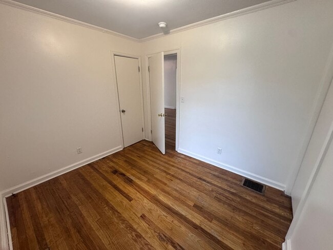 Building Photo - House in Paducah City Limits