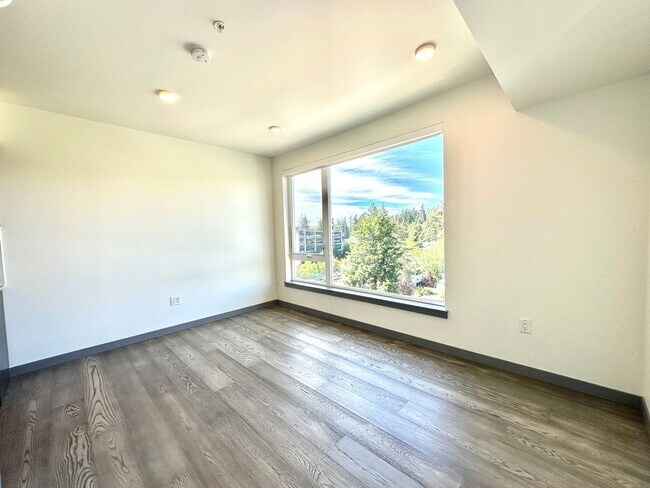 Building Photo - 1bd/1ba Kirkland Condo