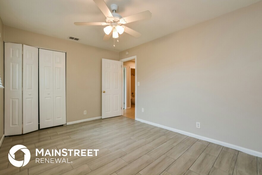 Building Photo - 2215 Falkner Rd