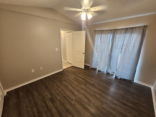 Building Photo - 4371 Azora Rd