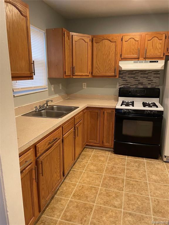 Building Photo - 20735 Bach Ave