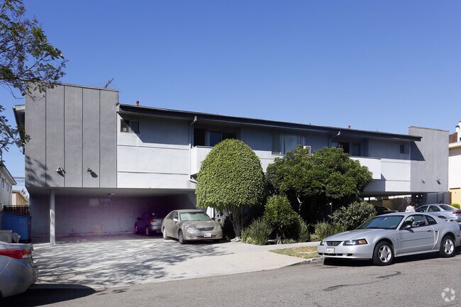 Building Photo - 3525 Jasmine Ave