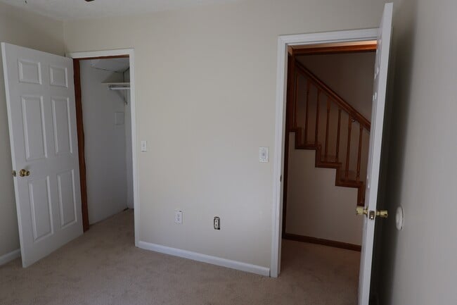 Building Photo - 4993 Vance