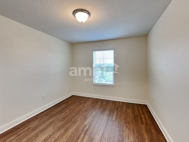 Building Photo - 20379 Calla Lily Dr