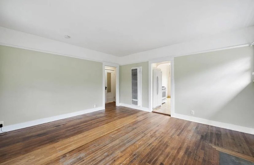 Building Photo - 751 W 7th Ave