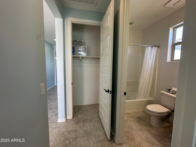 Building Photo - 18078 W Amber Ridge Way
