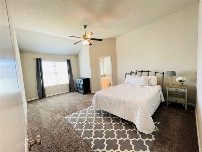 Building Photo - 2103 Dumfries Dr