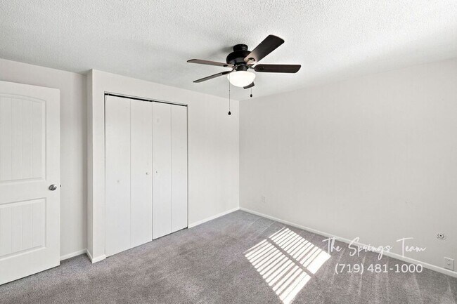 Building Photo - 1495 Prado Dr