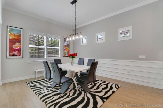 Building Photo - 10909 Stellar Cir