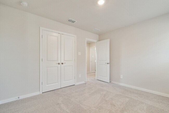 Building Photo - 111 Caliber Ct