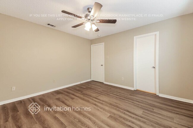 Building Photo - 2018 Falcon Ridge Dr