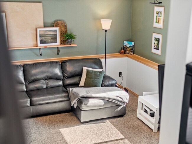 Building Photo - Furnished 3-Bedroom Home in Spokane Valley – Comfortable & Move-In Ready