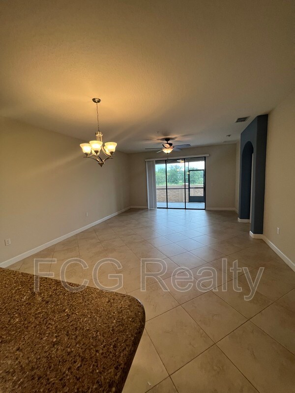 Building Photo - 1239 Long Cove Loop