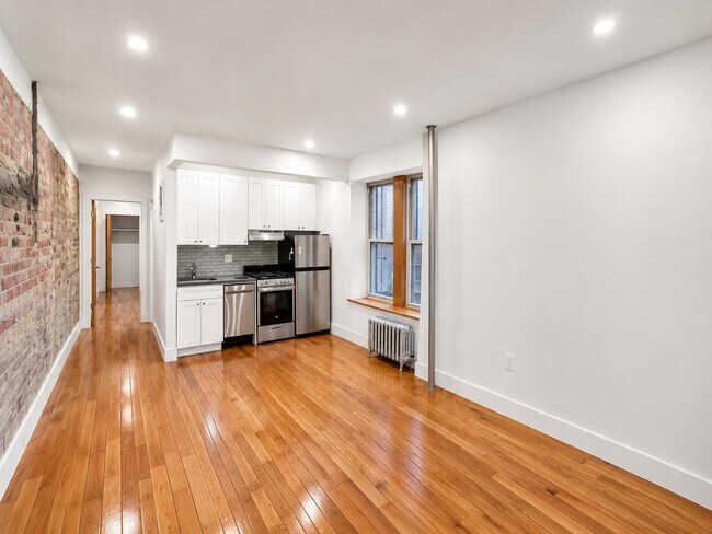 Floorplan - 175 Pinehurst Avenue