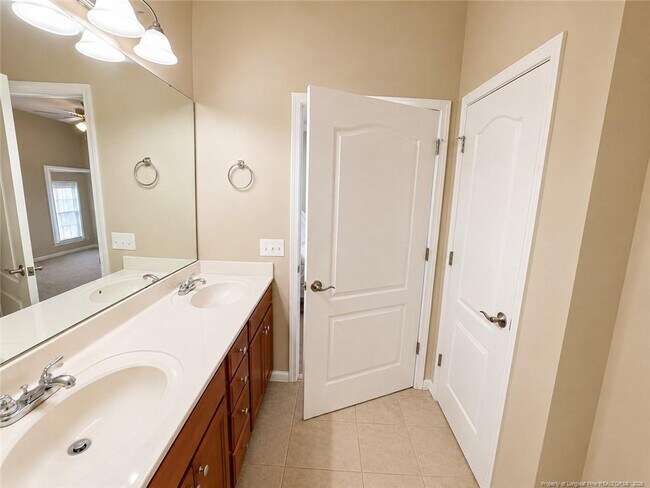 Building Photo - 2645 McArthur Landing Cir