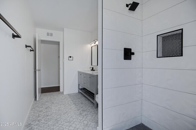 Building Photo - 8426 E Monterey Way