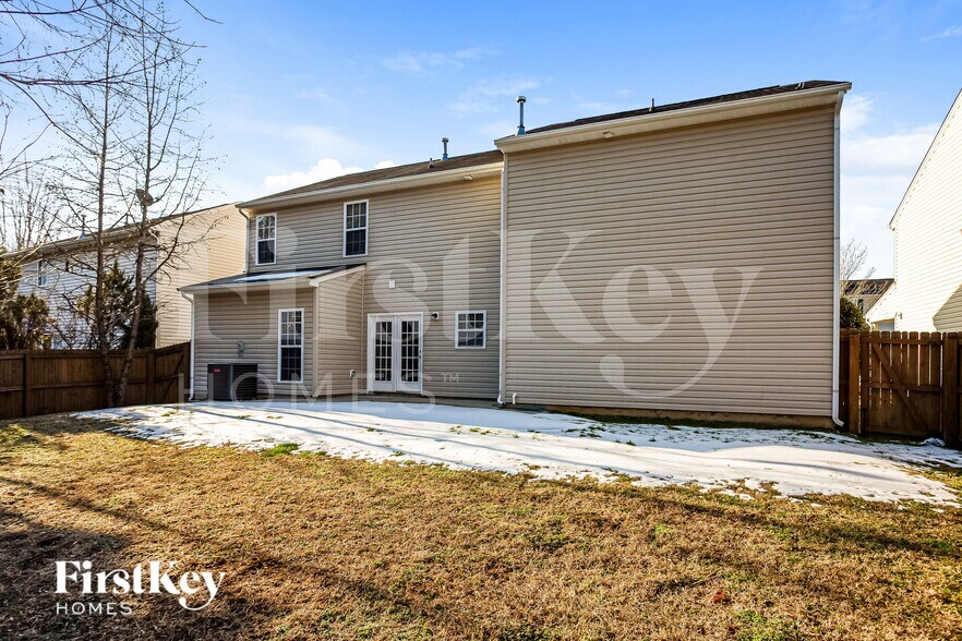 Building Photo - 12814 Coral Sunrise Dr