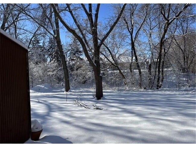 Building Photo - 17553 Ionia Path