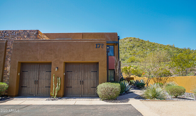 Building Photo - 36600 N Cave Creek Rd