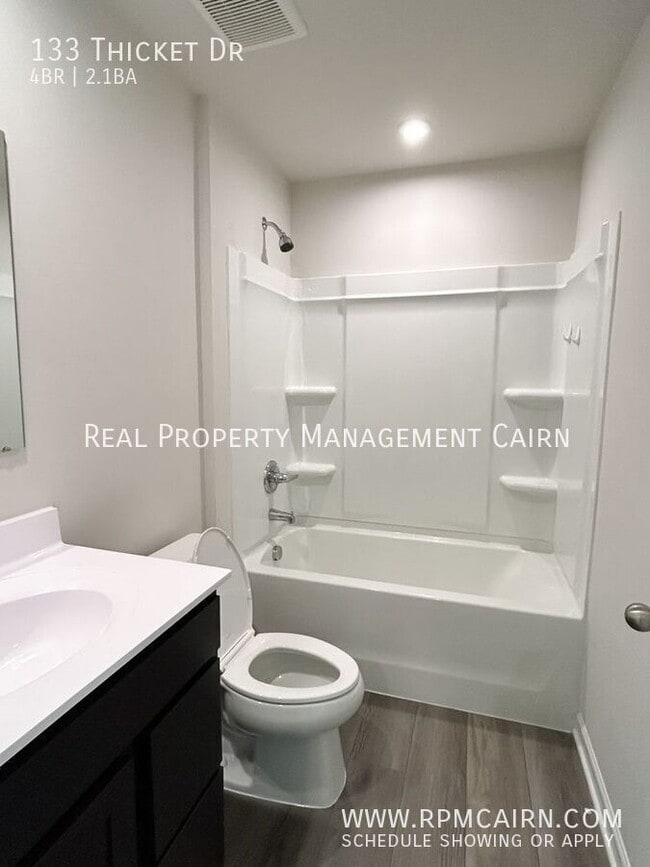 Building Photo - 133 Thicket Dr