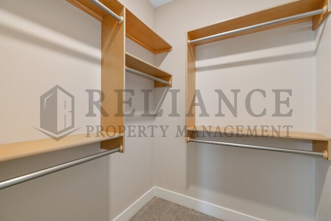 Building Photo - 212 W May St