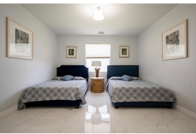 Building Photo - 8357 Tahiti Rd