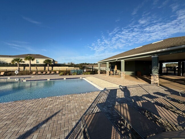 Building Photo - Spacious 3 Bedroom / 2 Bathroom Home in Mt Dora’s Timberwalk Community – AVAILABLE NOW!