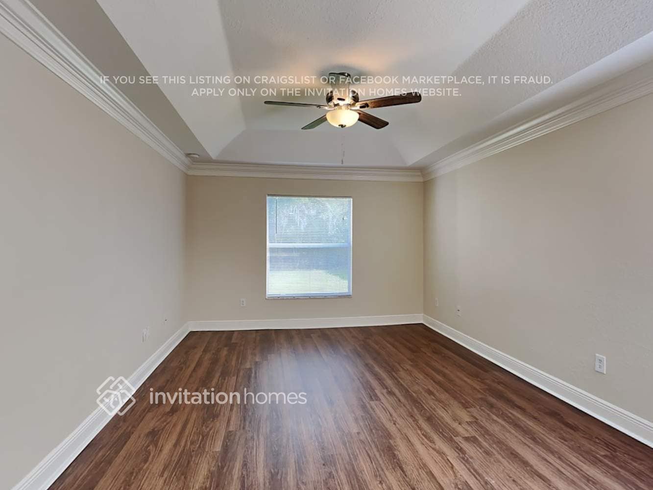 Building Photo - 1772 SW Lofgren Ave