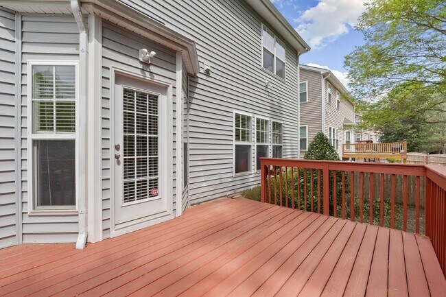Building Photo - 3809 Stoneybrook Dr