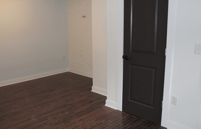Building Photo - 408 Wellons St
