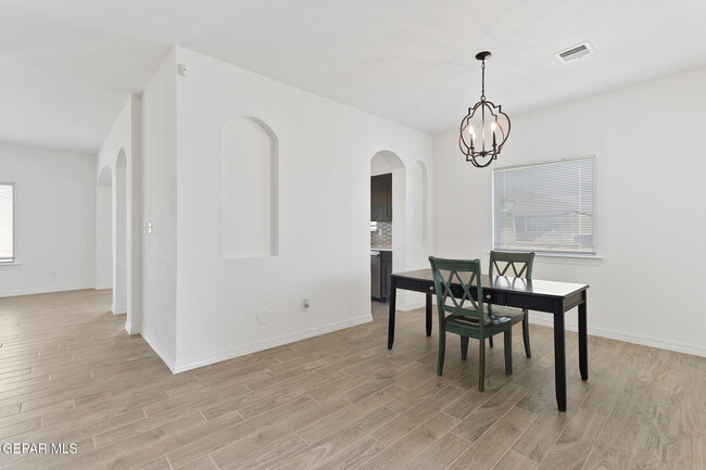 Building Photo - 14649 Tierra Oviedo Ave