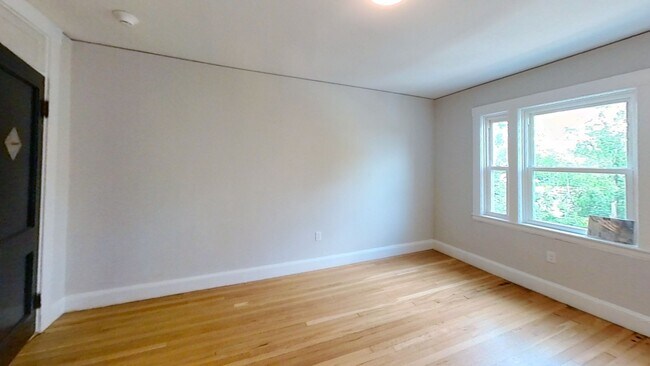 Building Photo - 41 Butler Rd