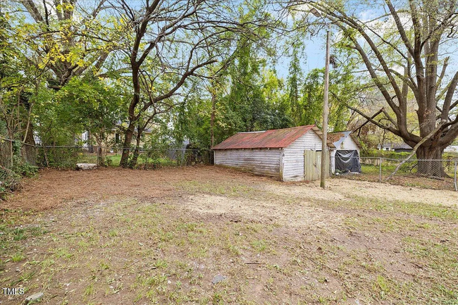 Building Photo - 308 Cherry Grove St