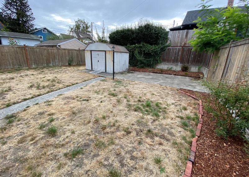 Building Photo - 3216 N Stevens St