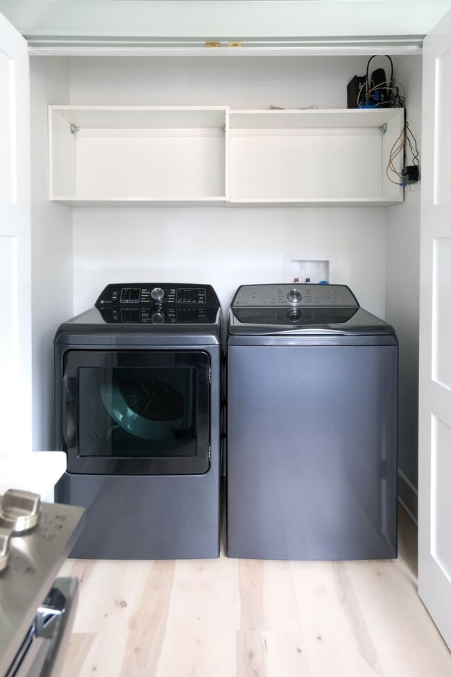 Building Photo - Custom Design Home in Greenville w/ Lawn Care included!