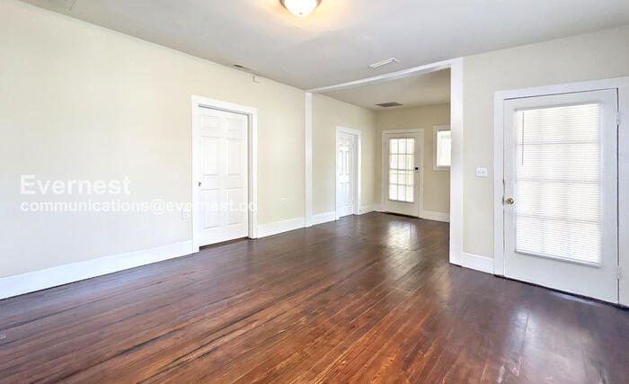 Building Photo - 1629 Alemeda Ave SW