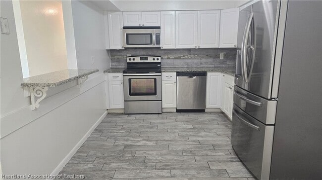 Building Photo - 1552 Cedarbrook St