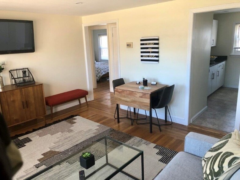 Building Photo - The Residences at Garden City