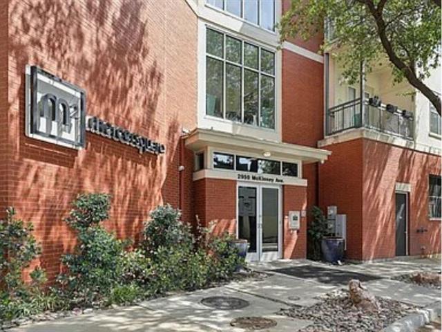 Building Photo - 2950 McKinney Ave