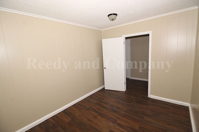 Building Photo - 4558 Almo Ave