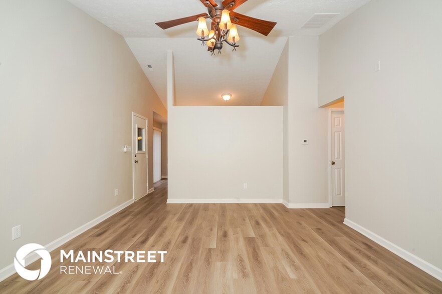 Building Photo - 4027 Willow Ct