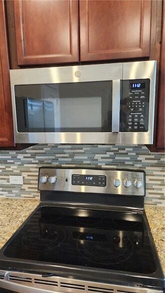 Building Photo - 2006 Theresa Dr