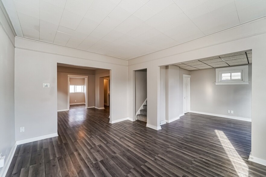 Building Photo - 1020 Grove Ave