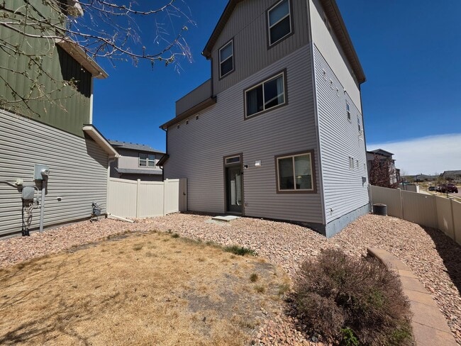 Building Photo - Beautiful 3 Bed 3 Bath Home In Banning Lewis Ranch!!!