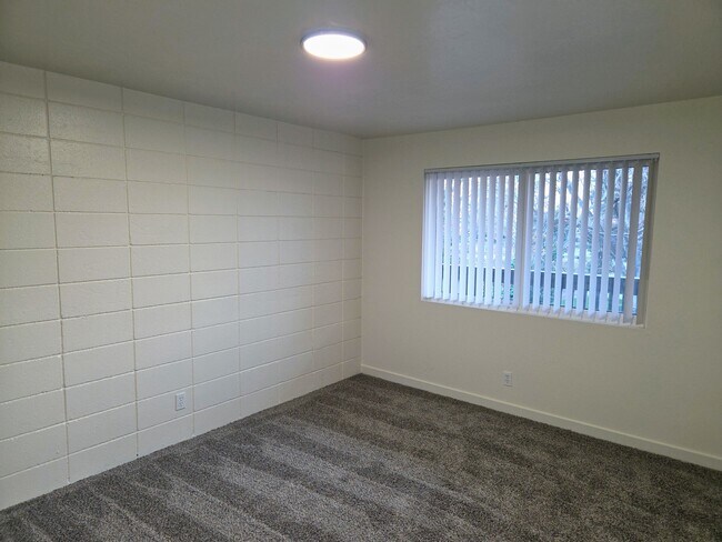 Building Photo - 2118 S Roosevelt St