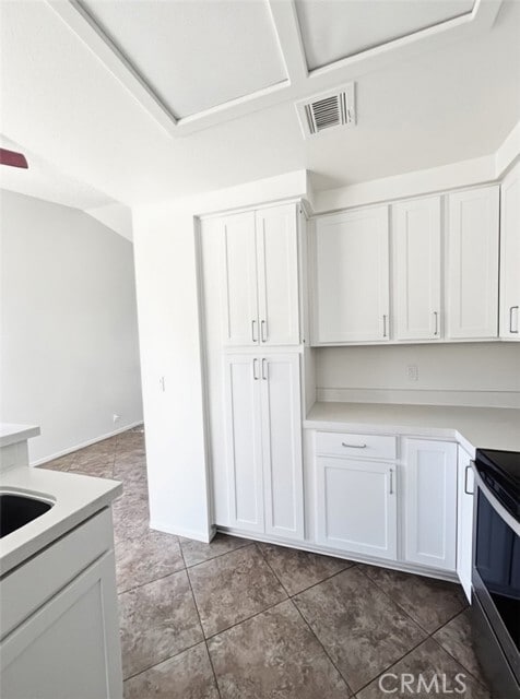 Building Photo - 53755 Avenida Diaz