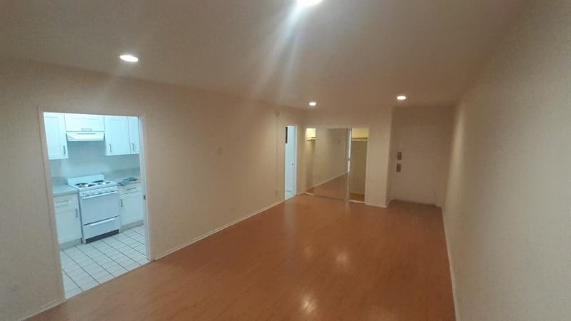 Building Photo - 5929 Laurel Canyon Blvd